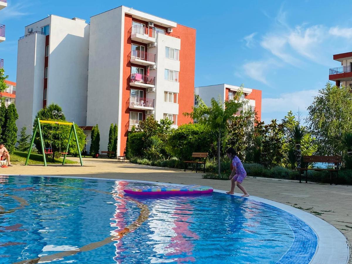 Apartment In Sveti Vlas Esterno foto
