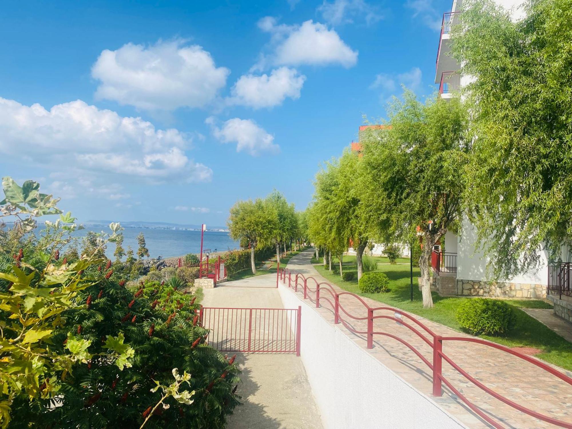 Apartment In Sveti Vlas Esterno foto