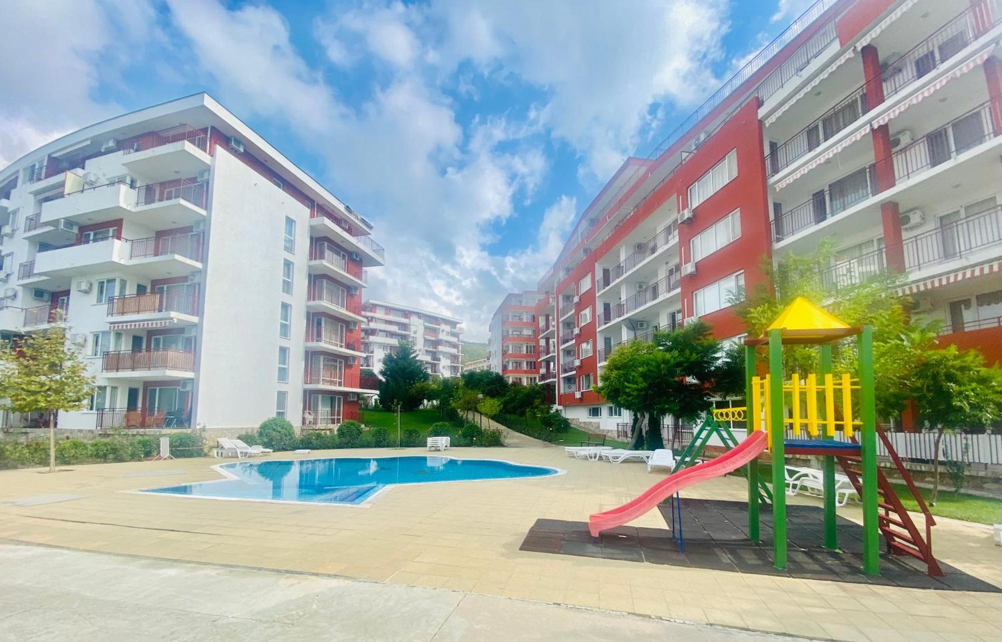 Apartment In Sveti Vlas Esterno foto
